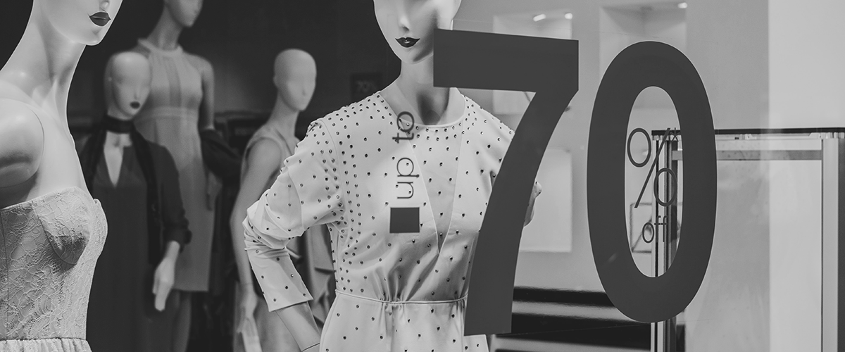 discount strategy mannequins 70% off